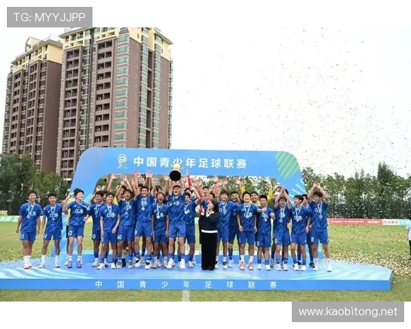 江苏超级联赛足球激战正酣彰显地方体育魅力与青年拼搏精神