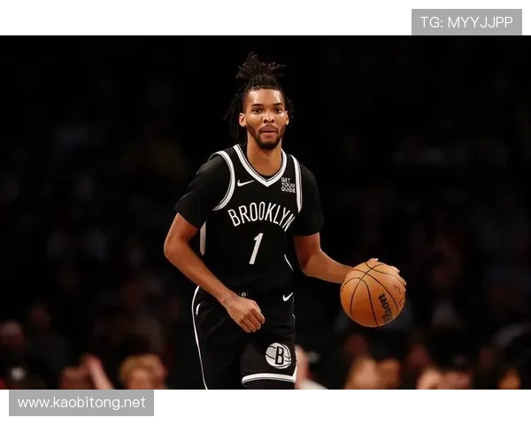 篮网队新赛季备战全面启动 多名球员状态回升或迎新机遇