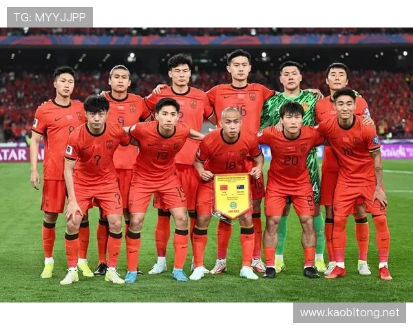 中国足球队备战亚洲杯新阵容曝光 多名年轻球员首次入选展现新风貌